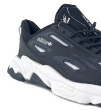 Adidas Ozweego Celox черные с белым нубук мужские (40-45)